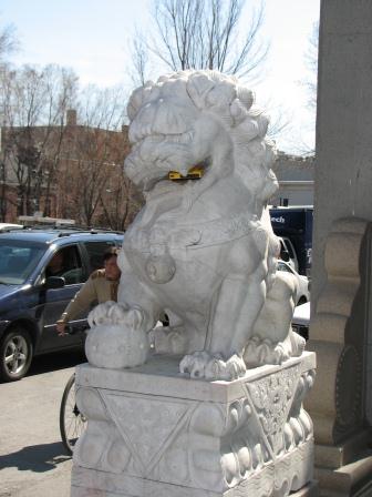 lion montreal chinatown